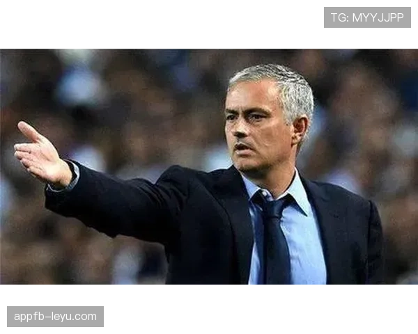 穆里尼奥战术短板显现 球队防线面临严峻考验