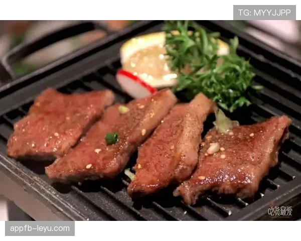 袁悦训练完直接拎着爱马仕去吃人均三千的日料？